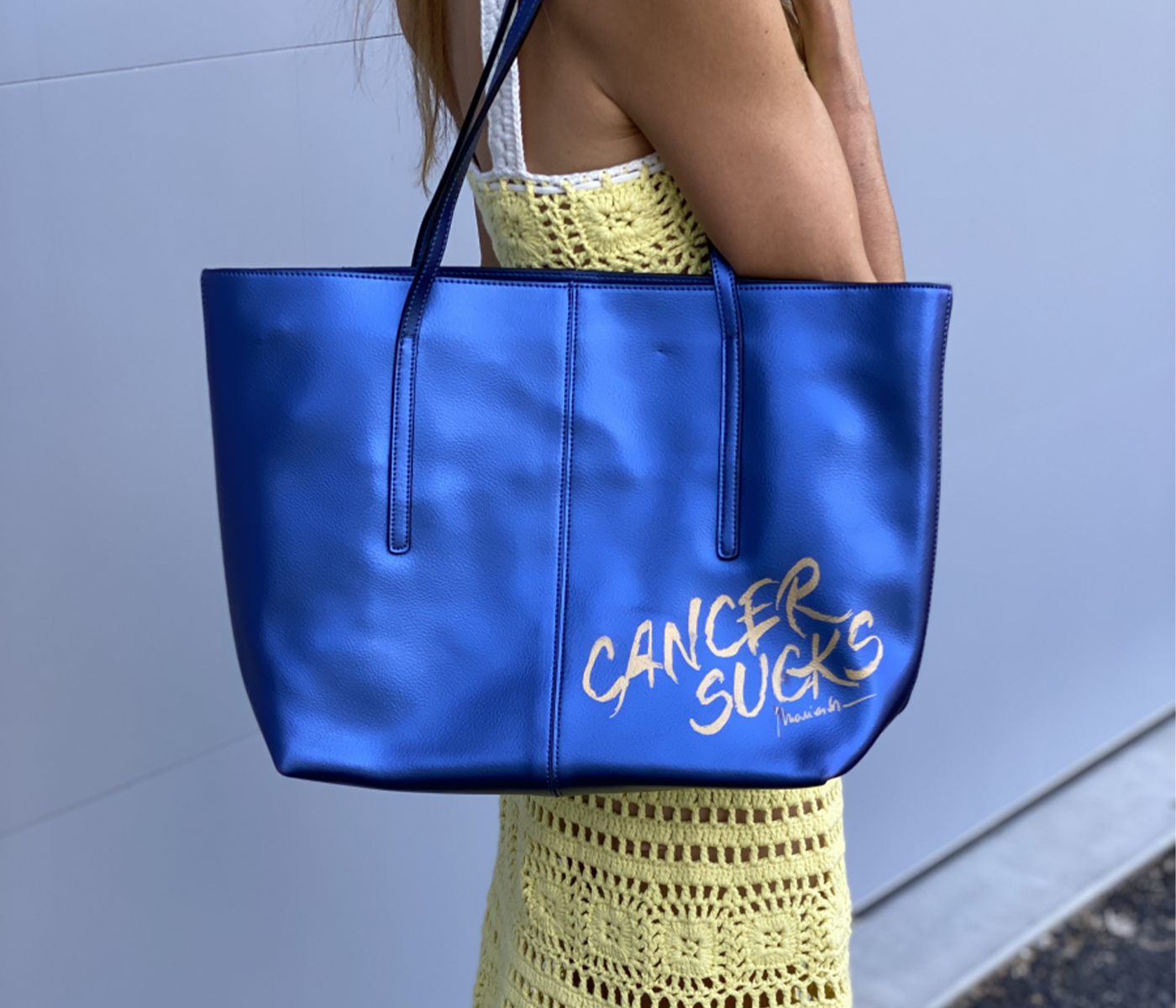 Cancer Sucks Handbags.png